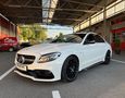 Foto Mercedes-Benz C 63 AMG V8 Biturbo / Burmester / Night Paket / ILS LED Light / SK vozidlo 