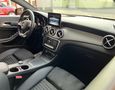 Foto Mercedes-Benz CLA 180 AMG Line / Night Paket / Panorama / ME Connect / Comand Online