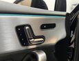 Foto Mercedes-Benz A 220 4Matic AMG Sport / Multibem / Widescreen / Pano / Burmester / Distronic+ / 360