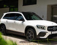 Foto Mercedes-Benz GLB 250 4Matic AMG Line / Burmester / Pano / Distronic+ / Keyles GO / Ťažné zariadenie