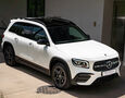 Foto Mercedes-Benz GLB 250 4Matic AMG Line / Burmester / Pano / Distronic+ / Keyles GO / Ťažné zariadenie