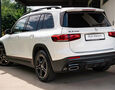Foto Mercedes-Benz GLB 250 4Matic AMG Line / Burmester / Pano / Distronic+ / Keyles GO / Ťažné zariadenie