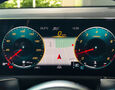 Foto Mercedes-Benz GLB 250 4Matic AMG Line / Burmester / Pano / Distronic+ / Keyles GO / Ťažné zariadenie
