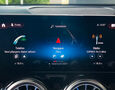 Foto Mercedes-Benz GLB 250 4Matic AMG Line / Burmester / Pano / Distronic+ / Keyles GO / Ťažné zariadenie