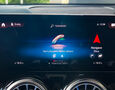 Foto Mercedes-Benz GLB 250 4Matic AMG Line / Burmester / Pano / Distronic+ / Keyles GO / Ťažné zariadenie