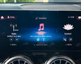Foto Mercedes-Benz GLB 250 4Matic AMG Line / Burmester / Pano / Distronic+ / Keyles GO / Ťažné zariadenie