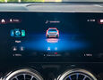 Foto Mercedes-Benz GLB 250 4Matic AMG Line / Burmester / Pano / Distronic+ / Keyles GO / Ťažné zariadenie