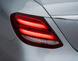 Foto - Mercedes-Benz E 220d 4Matic AMG Line / Mutibeam LED / Memory Seats / Distronic+ / Comand Online 