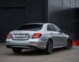 Foto - Mercedes-Benz E 220d 4Matic AMG Line / Mutibeam LED / Memory Seats / Distronic+ / Comand Online 