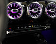 Foto Mercedes-Benz A35 AMG Performance Sedan 4Matic Turbo / Night Paket / RECARO / MBUX / TOP