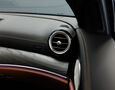 Foto Mercedes-Benz E 300 de T 4Matic AMG Line / LED / Burmester / Keyless / Distronic+ / Ťažné zar.