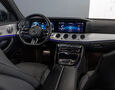 Foto Mercedes-Benz E 300 de T 4Matic AMG Line / Multibeam / Burmester / Night Paket / 360° / Distronic+