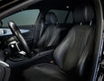 Foto Mercedes-Benz E 300 de T 4Matic AMG Line / Multibeam / Burmester / Night Paket / 360° / Distronic+