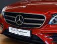 Foto Mercedes-Benz E 220d AMG Line / Night / Multibeam / Pano / HUD / Distronic+ / Widescreen / KeylessGO