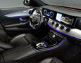 Foto Mercedes-Benz E 220d AMG Line / Night / Multibeam / Pano / HUD / Distronic+ / Widescreen / KeylessGO