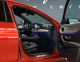 Foto Mercedes-Benz E 220d AMG Line / Night / Multibeam / Pano / HUD / Distronic+ / Widescreen / KeylessGO