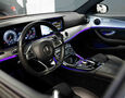 Foto Mercedes-Benz E 220d AMG Line / Night / Multibeam / Pano / HUD / Distronic+ / Widescreen / KeylessGO