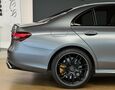 Foto Mercedes-Benz E 63s AMG 4Matic+ V8 Biturbo / Slovenské vozidlo / Záruka + Servis / 1 Majiteľ / TOP