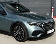 Foto Mercedes-Benz E 300de 4Matic Allterrain / Airmatic / Night / Digital Light / Hyperscreen / Ťažné