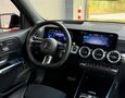 Foto Mercedes-Benz EQB 300 4Matic AMG Line / Burmester / Keyless / Distronic / Night Paket / Záruka / SK
