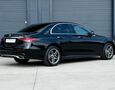 Foto Mercedes-Benz E 220d 4Matic AMG Line / Mutibeam / Memory Seats / Distronic+ / Burmester / Keyless