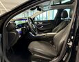 Foto Mercedes-Benz E 220d 4Matic AMG Line / Mutibeam / Memory Seats / Distronic+ / Burmester / Keyless