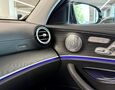 Foto Mercedes-Benz E 220d 4Matic AMG Line / Mutibeam / Memory Seats / Distronic+ / Burmester / Keyless