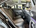 Foto Mercedes-Benz E 220d 4Matic AMG Line / Mutibeam / Memory Seats / Distronic+ / Burmester / Keyless