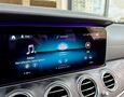 Foto Mercedes-Benz E 220d 4Matic AMG Line / Mutibeam / Memory Seats / Distronic+ / Burmester / Keyless