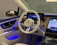 Mercedes-Benz EQE 300 Electric Art / Digital Light / Burmester Sound / HUD / Keyless GO / Distronic+ – fotografia č. 26